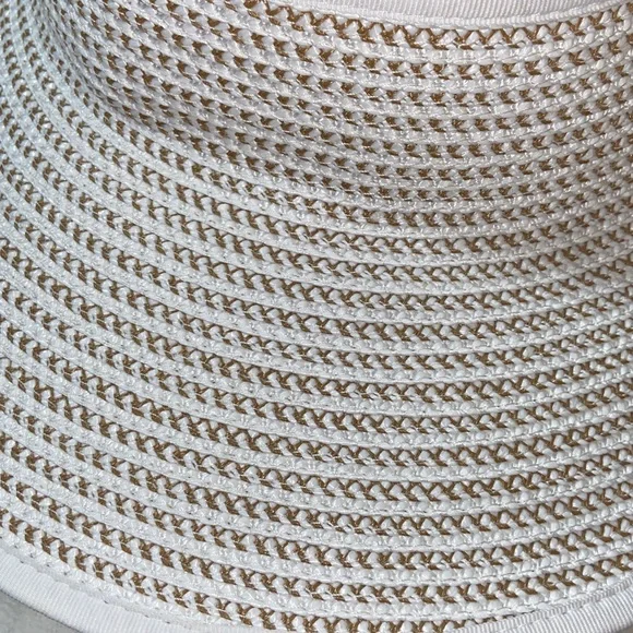 Like new Eric Javits New York sun visor white tan summer hat beach UPF 50+ Like new Eric Javits New York sun visor white tan summer hat  main image 2